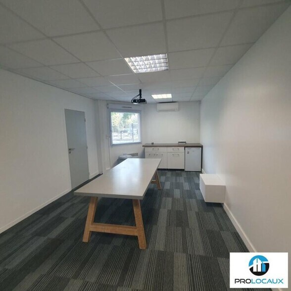Bureau dans Eybens à vendre - Photo intérieure – Image 1 sur 18