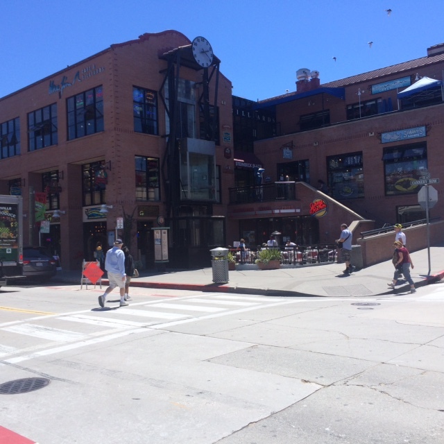 685 Cannery Row, Monterey, CA à louer Photo de l’immeuble– Image 1 sur 1