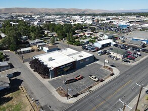 802 E Nob Hill Blvd, Yakima, WA à louer Aérien– Image 2 sur 27