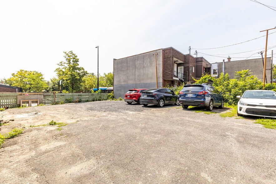 2418 Rue Allard, Montréal, QC à vendre - Autre – Image 2 sur 5