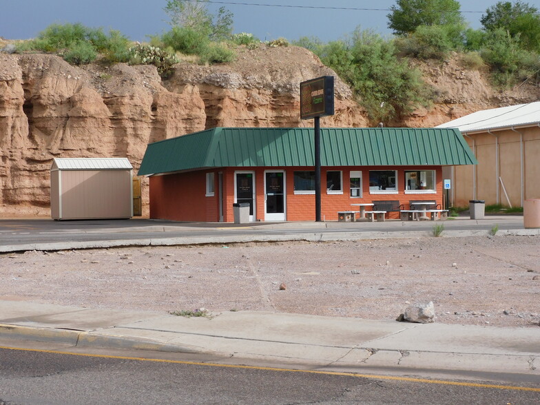 719 Main St, Truth Or Consequences, NM à vendre - Photo de l’immeuble – Image 2 sur 15