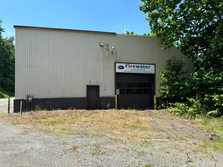 239 River Rd, Warwood, WV à vendre - Photo de l’immeuble – Image 3 sur 11