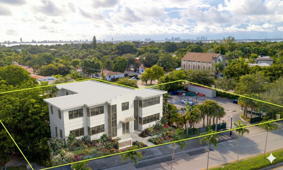5061 Biscayne Blvd, Miami, FL à louer - Photo de l’immeuble – Image 2 sur 7