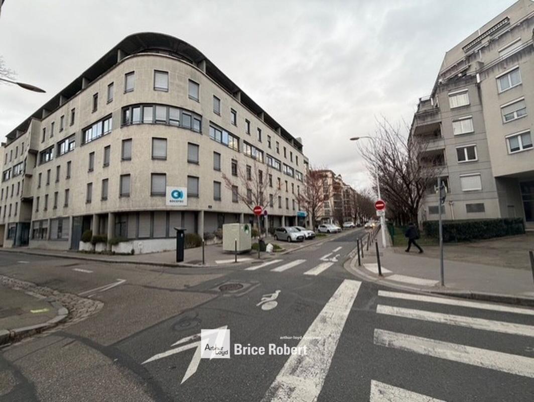 11 Rue Saint Maximin, Lyon à louer Photo de l’immeuble– Image 1 sur 8