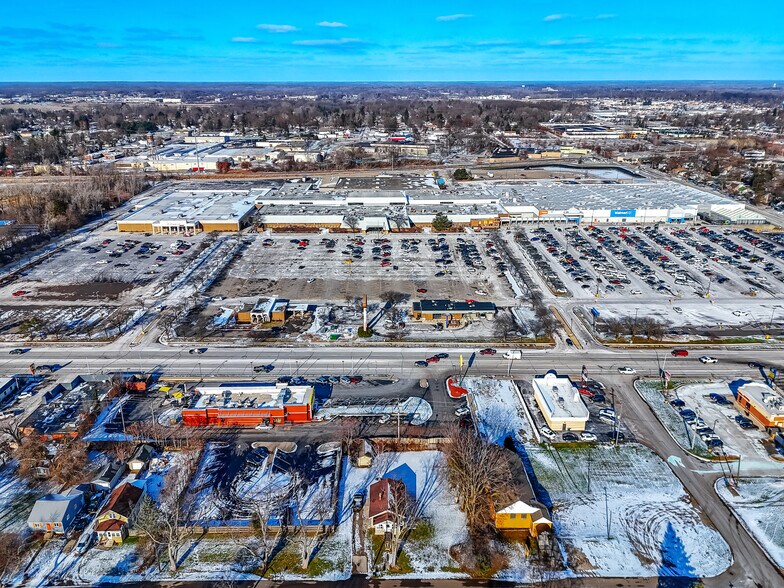 1788-1850 W Michigan Ave, Jackson, MI à louer - Photo de l’immeuble – Image 2 sur 7