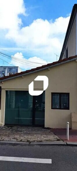 Bureau dans Montrouge à louer - Photo de l’immeuble – Image 3 sur 10