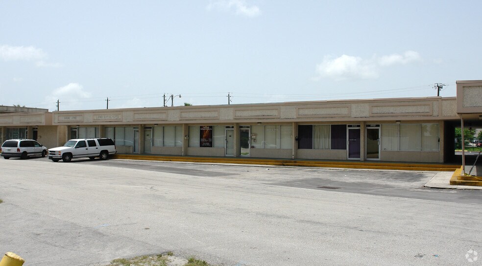 1075 Sunset Strip, Fort Lauderdale, FL à vendre - Photo de l’immeuble – Image 2 sur 3