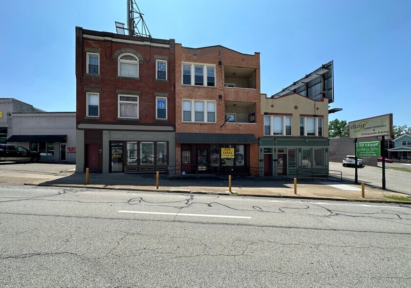 3528 Boulevard of the Allies, Pittsburgh, PA à louer - Photo de l’immeuble – Image 2 sur 2