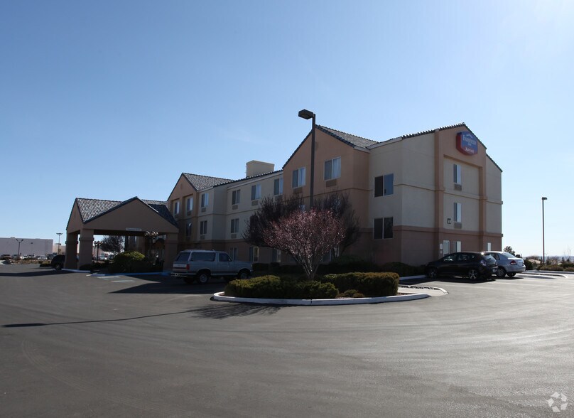 2101 Summit Ct, Las Cruces, NM à vendre - Photo de l’immeuble – Image 2 sur 2