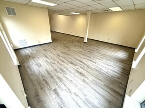 456 US Highway 22 W, Readington, NJ à louer Photo intérieure– Image 2 sur 3