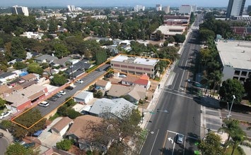 1043 Civic Center Dr W, Santa Ana, CA - VUE AÉRIENNE  vue de carte