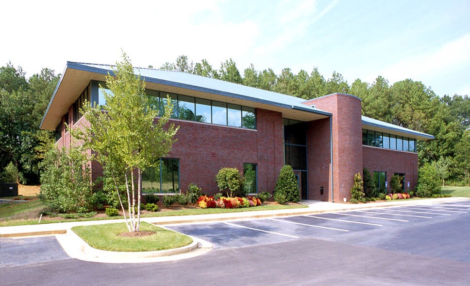 219 Roswell St, Alpharetta, GA à louer - Photo de l’immeuble – Image 2 sur 14