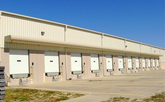 13037 Distribution Blvd, Lake Placid, FL à louer - Photo de l’immeuble – Image 2 sur 11