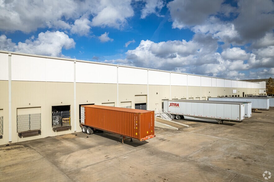 7110 Old Katy Rd, Houston, TX à louer - Photo de l’immeuble – Image 3 sur 4