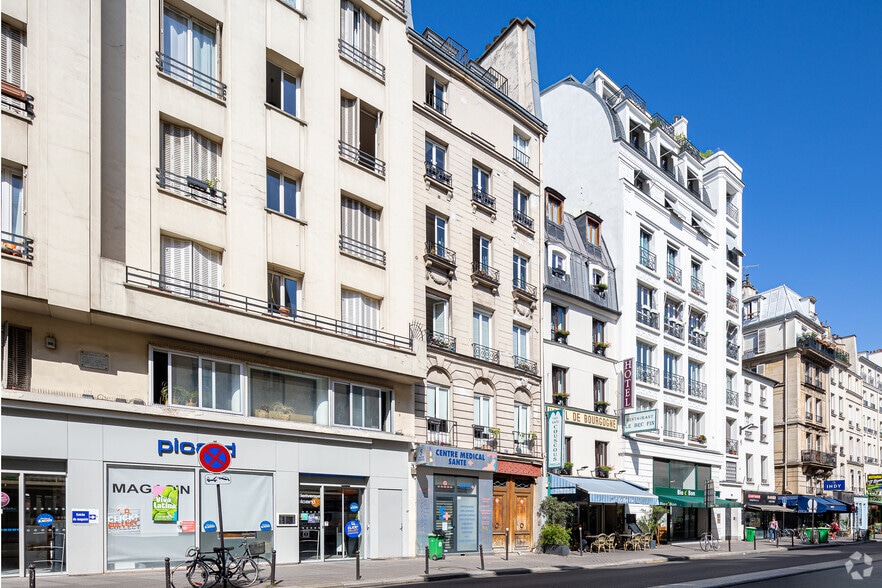 13 Rue Du Faubourg Saint-Martin, Paris à louer - Photo principale – Image 1 sur 9