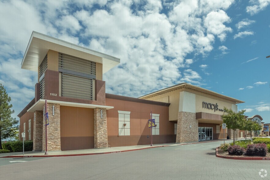 1140-1152 Galleria Blvd, Roseville, CA à vendre - Photo de l’immeuble – Image 3 sur 4