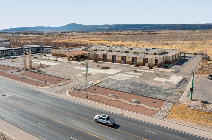 1501 E Santa Fe Ave, Grants, NM à vendre - Photo de l’immeuble – Image 2 sur 23