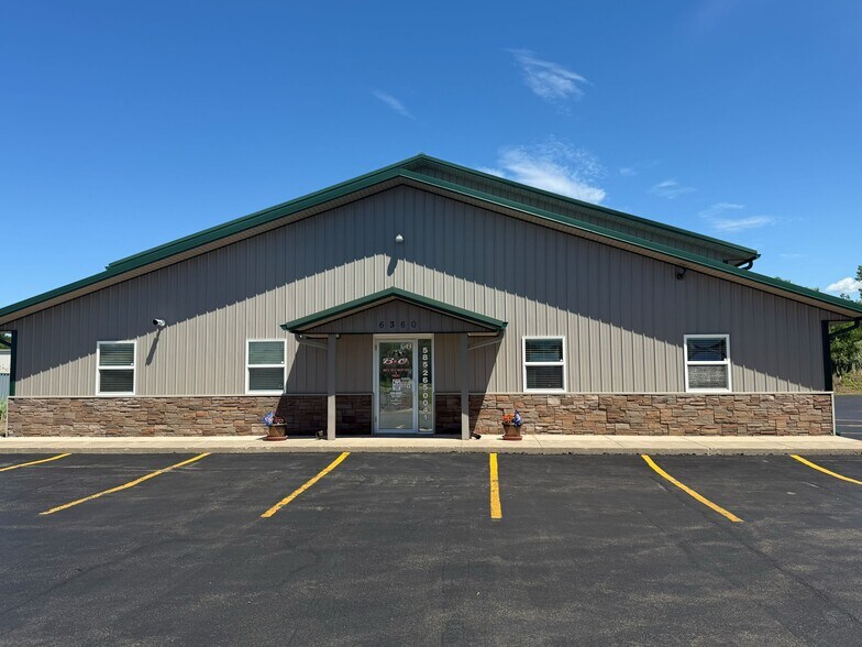 6360 Dean Pky, Ontario, NY à vendre - Photo de l’immeuble – Image 2 sur 36