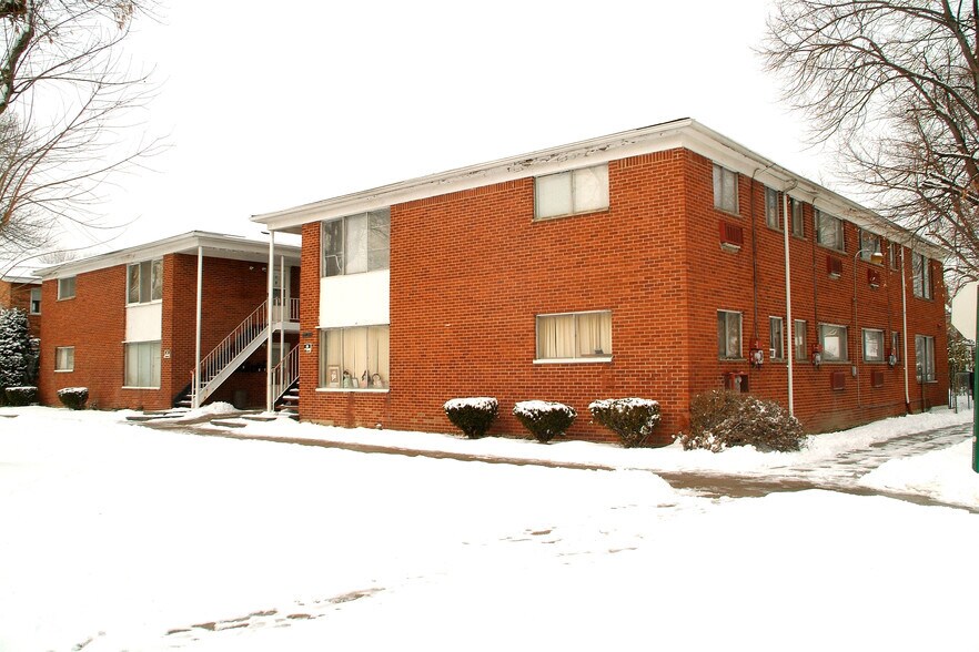 10400 Whittier St, Detroit, MI à vendre - Photo de l’immeuble – Image 2 sur 15