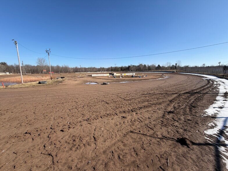 350 W Riley Thompson Rd, Muskegon, MI à vendre - Photo de l’immeuble – Image 3 sur 12