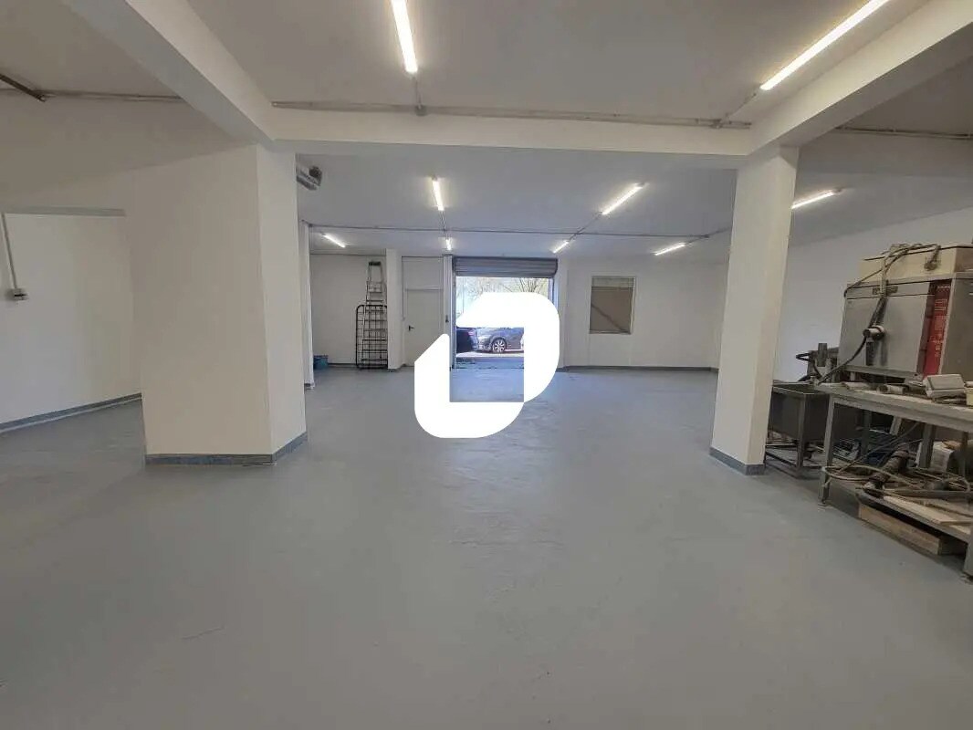 Local d’activités dans Guibeville à louer Photo intérieure– Image 1 sur 6