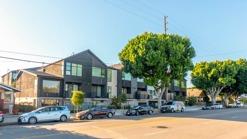 6417 N Figueroa St, Los Angeles, CA à vendre - Photo de l’immeuble – Image 1 sur 14