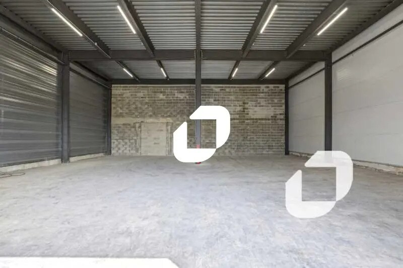 Bureau dans Vitry-sur-Seine à louer - Photo de l’immeuble – Image 3 sur 13