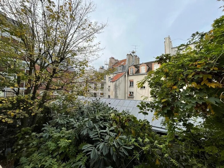 85 Rue Mouffetard, Paris à louer - Photo de l’immeuble – Image 3 sur 14