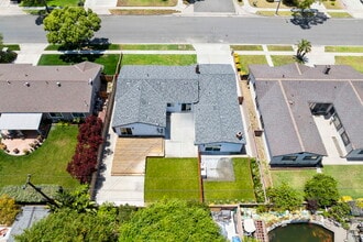 1324 S Oakhaven Dr, Anaheim, CA - VUE AÉRIENNE  vue de carte - Image1