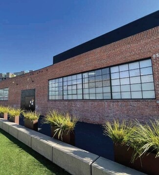 Plus de détails pour 5701-5703 Hollis St, Emeryville, CA - Local d'activités à louer