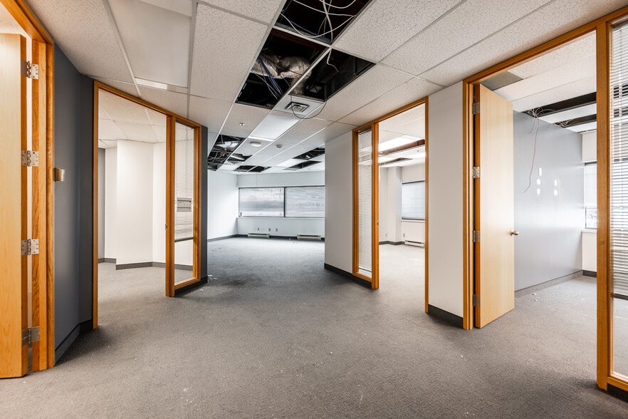 6363 Rte Transcanadienne, Montréal, QC à louer - Photo de l’immeuble – Image 3 sur 17
