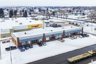 Plus de détails pour 4602 50 St, Stettler, AB - Local d’activités à vendre