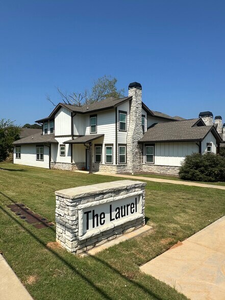 534 E Elm St, Troy, AL à vendre - Photo de l’immeuble – Image 2 sur 2