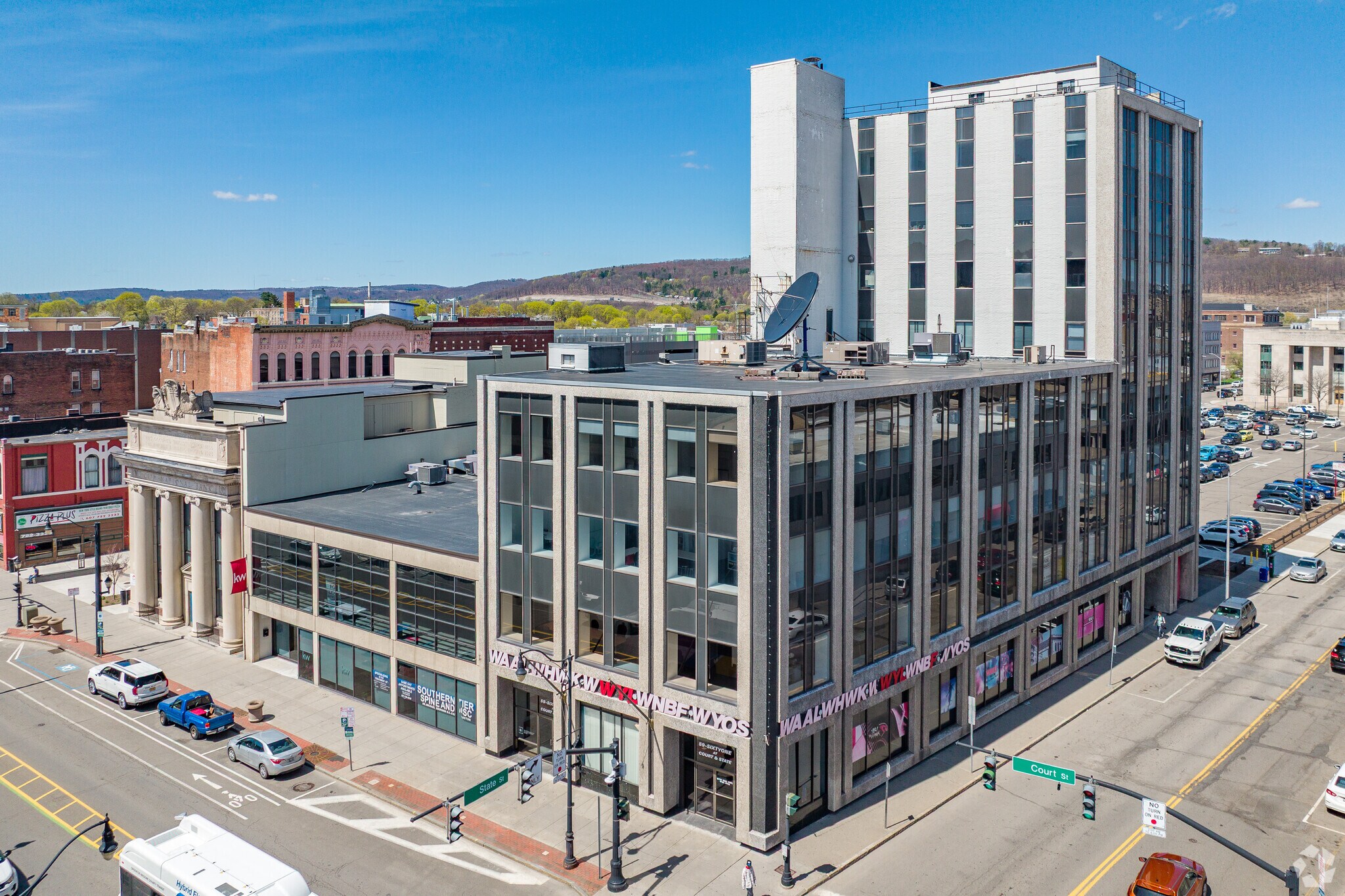 59-61 Court St, Binghamton, NY à louer Photo principale– Image 1 sur 6