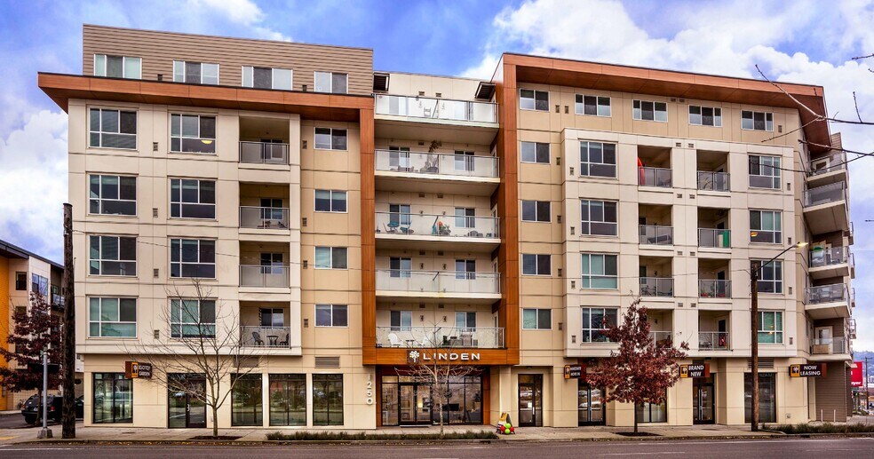 1250 E Burnside St, Portland, OR à louer - Photo de l’immeuble – Image 3 sur 44