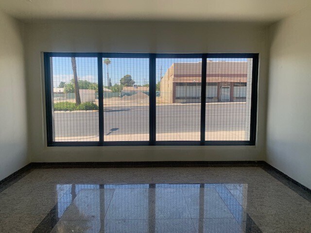 1611 Fremont St, Las Vegas, NV à vendre - Photo de l’immeuble – Image 3 sur 8