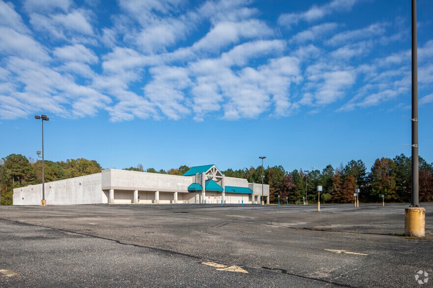 2120 HWY 19 N, Meridian, MS à louer - Photo de l’immeuble – Image 3 sur 10