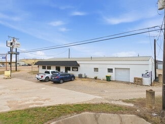 Plus de détails pour 473-475 S McLennan Dr, Elm Mott, TX - Bureau à louer