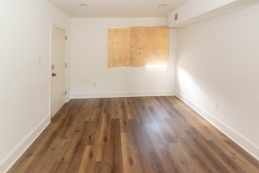 5024 H St SE, Washington, DC à vendre - Photo de l’immeuble – Image 3 sur 53