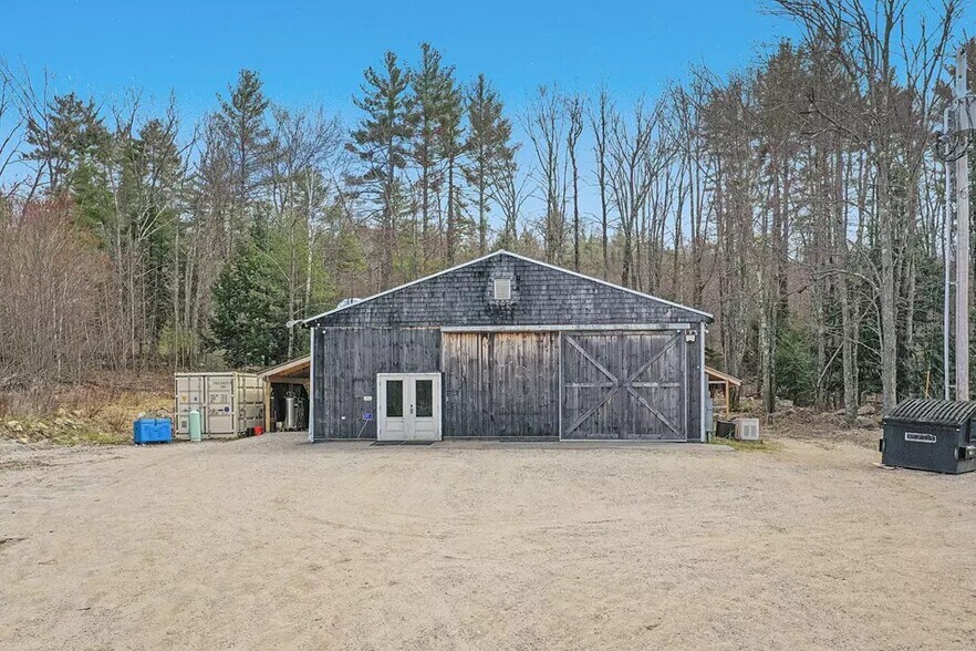 244 Sanford Rd, Alfred, ME à vendre - Photo de l’immeuble – Image 2 sur 21