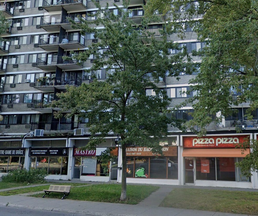 6350-6390 Rue Sherbrooke O, Montréal, QC à louer Photo de l’immeuble– Image 1 sur 2