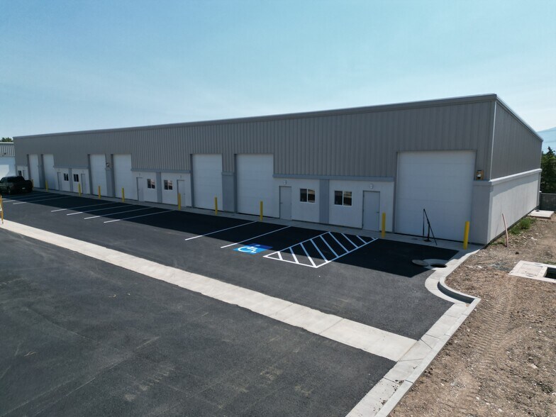 5653 6055 W, West Valley City, UT à louer - Photo de l’immeuble – Image 2 sur 9