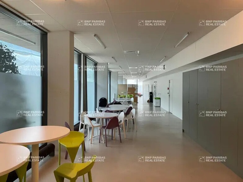 Bureau dans Orléans à vendre - Photo intérieure – Image 3 sur 15