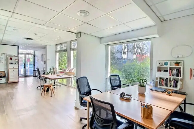Plus de détails pour 55 Rue Pixérécourt, Paris - Bureau à louer