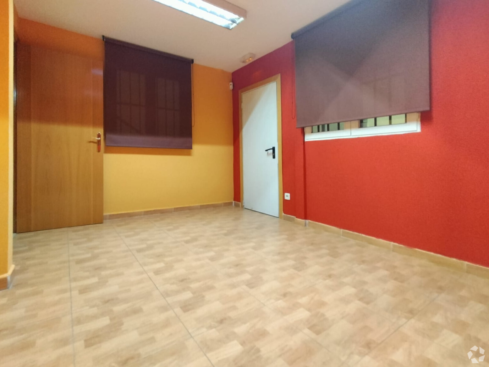 Bureau dans Coslada, Madrid à louer Photo intérieure– Image 1 sur 2