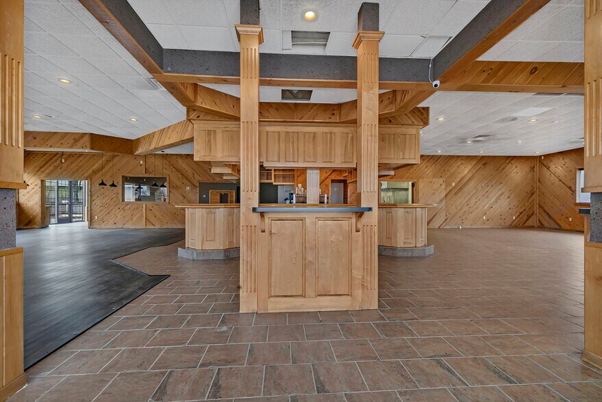 14860 165th Ave, Becker, MN à vendre - Photo de l’immeuble – Image 2 sur 56