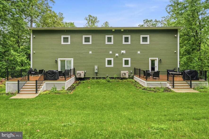 13537 Hanging Rock Ln, Lovettsville, VA à vendre - Photo de l’immeuble – Image 3 sur 12