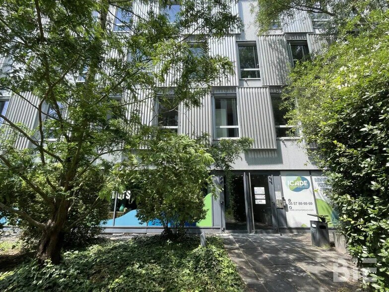 32 Allée De Boutaut, Bordeaux à louer - Photo de l’immeuble – Image 2 sur 8