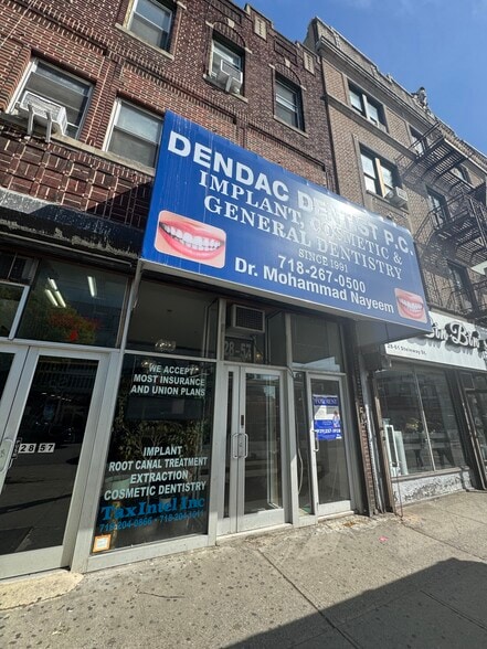 2857 Steinway St, Astoria, NY à louer - Photo principale – Image 1 sur 22
