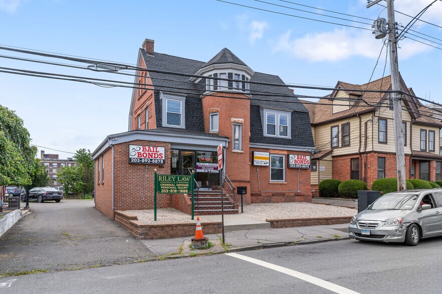 285 Congress St, Bridgeport, CT à vendre - Photo de l’immeuble – Image 2 sur 45